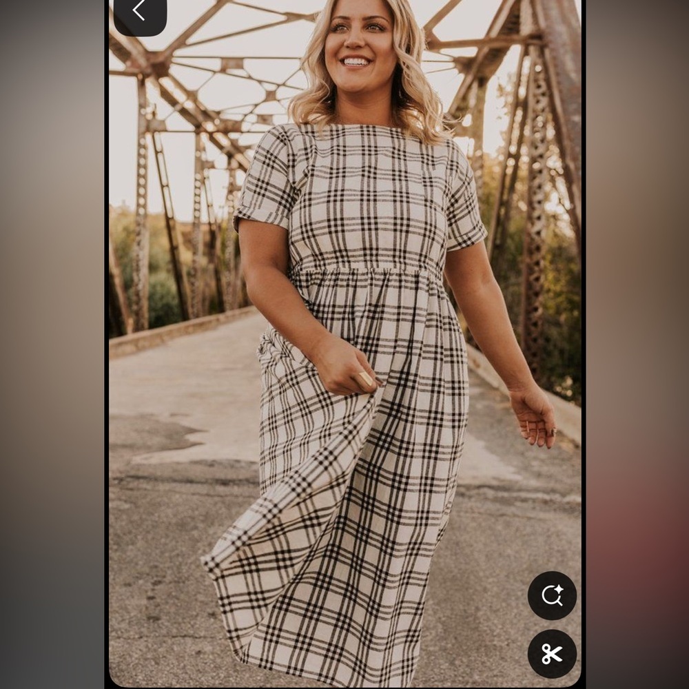 Rylee + Cru Plaid Midi Dress